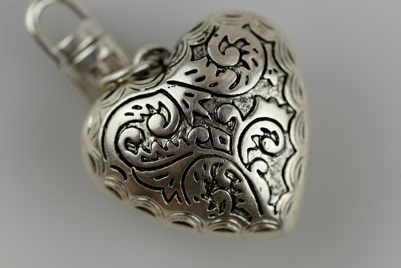 heart jewelry, jewelry design, necklace, jewelry, pendant